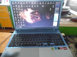 Samsung 355V5C. ��� 8 ��, ���� 750���, WiFi, Bluetooth, ����������� �� 6��. ����