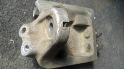 Крепление. Toyota Camry Prominent Двигатели: 1VZFE, 1VZ
