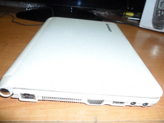 Lenovo IdeaPad S10-2. WiFi: 1, Bluetooth: 1 ����
