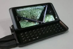 Nokia E7. �/� ����