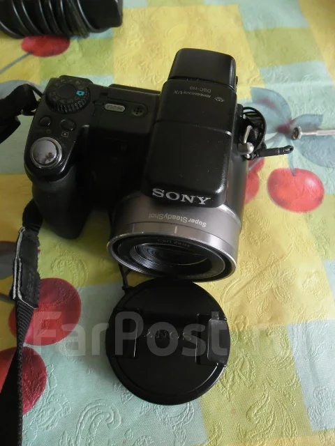 Sony Cyber-shot DSC-H9. 8 - 8.9 ��, ���: 14� � ����� ����