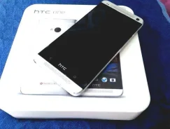HTC One. ����� ����