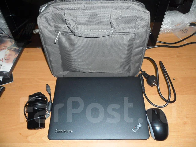 Lenovo ThinkPad X121e. 130����, ��� 2048 ��, WiFi: 1, Bluetooth: 1 ����