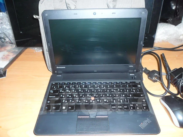 Lenovo ThinkPad X121e. 130����, ��� 2048 ��, WiFi: 1, Bluetooth: 1 ����