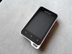 Sony Ericsson Xperia active. �/� ����