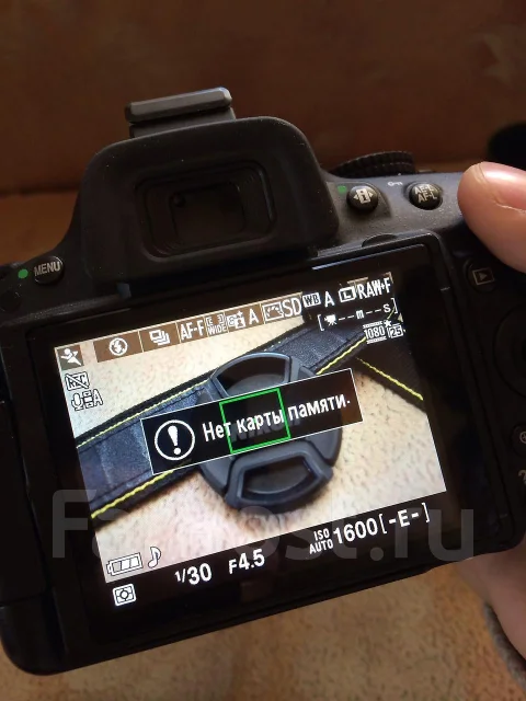 Nikon D5100 Kit. 15 - 19.9 ��, ���: 12� ����