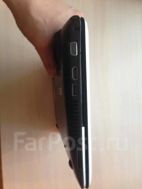 ASUS Eee PC 1215N. 1,3����, ��� 2048 ��, ���� 320���, WiFi: 1, Bluetooth: 1, ����������� �� 1��. ����