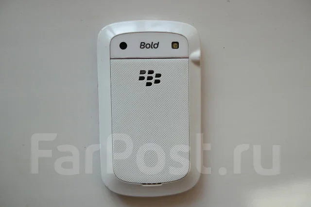 BlackBerry Bold 9900 ����