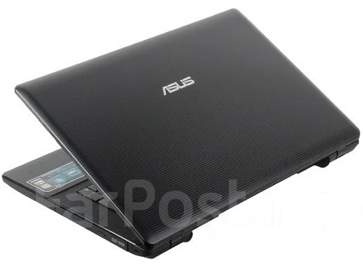 ASUS X75A. 2,5����, ��� 4 ��, ���� 750���, WiFi: 1, Bluetooth: 1 ����