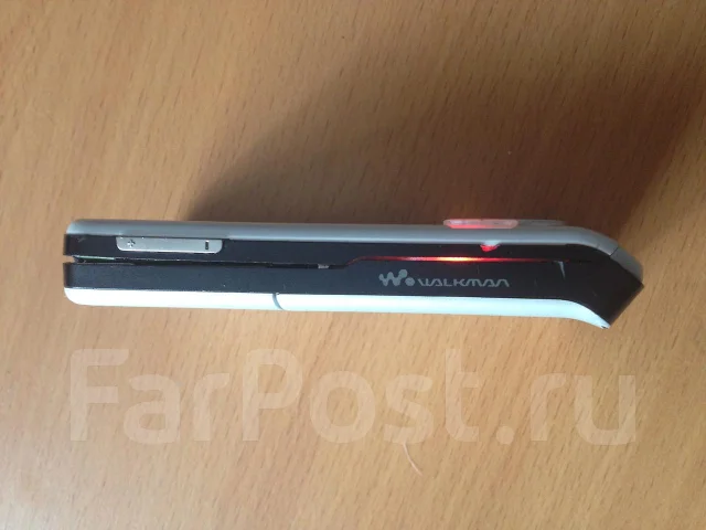 Sony Ericsson Walkman W580i. �/� ����