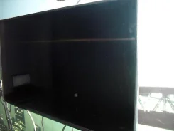 DNS v40d8200. LED ����
