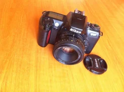 Nikon F65. ���: ��� ����