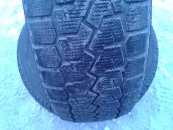 Yokohama Guardex F700P. Зимние, износ: 10%, 2 шт