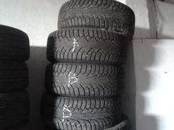 Nokian Hakkapeliitta 5. Зимние, шипованные, износ: 10%, 4 шт