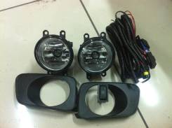 Фара противотуманная. Toyota: Corolla, Corolla Verso, Yaris, Corolla Rumion, RAV4, Noah, Coaster, Vitz, XA, Ractis, Wish, Highlander, Sai, Auris, Coro...