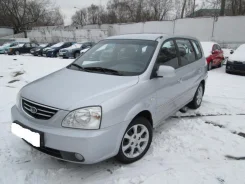 Kia Carens. ��� ����� �� ������������ ����