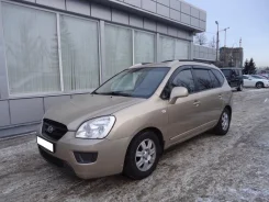 Kia Carens. ��� ����� �� ������������ ����