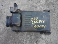 Корпус воздушного фильтра. Toyota Avensis, AZT251L, AZT251, AZT251W Двигатель 2AZFSE