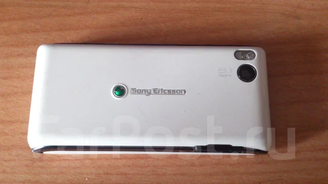 Sony Ericsson Aino. �/� ����
