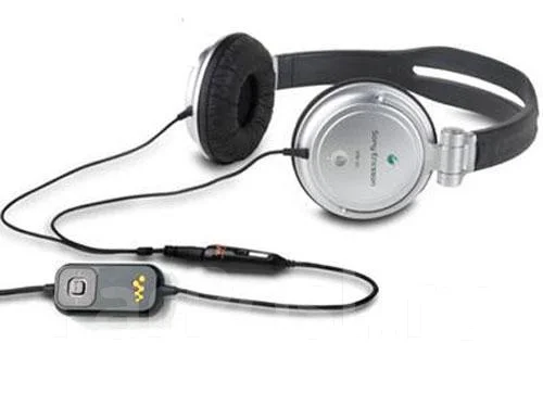 Sony Ericsson Aino. �/� ����