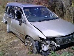 Nissan Bassara. �������, 4wd, 2.4, ������