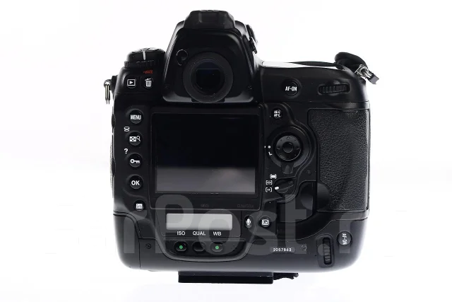 Nikon D3s. 10 - 14.9 ��, ���: ��� ���� ����
