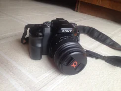 Sony Alpha DSLR-A100 Kit. 10 - 14.9 �� ����