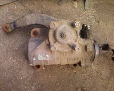 Рулевой редуктор угловой. Isuzu Forward, FRR3233343590