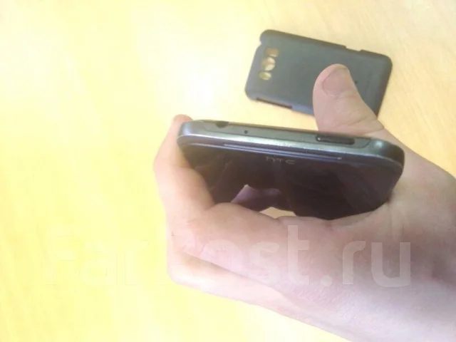 HTC Titan ����