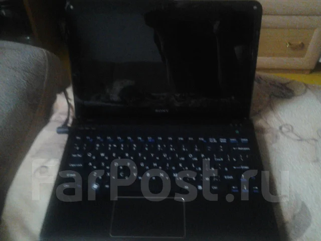 Sony VAIO SVE1111M1R. 1,8����, ��� 4 ��, ���� 500���, WiFi: 1, Bluetooth: 1, ����������� �� 5��. ����