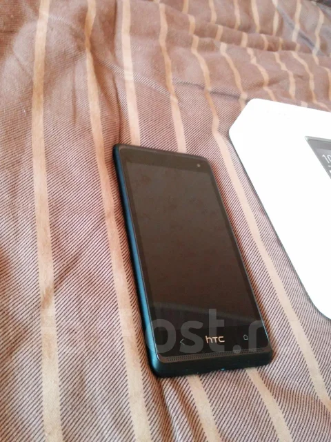 HTC Desire 600 ����