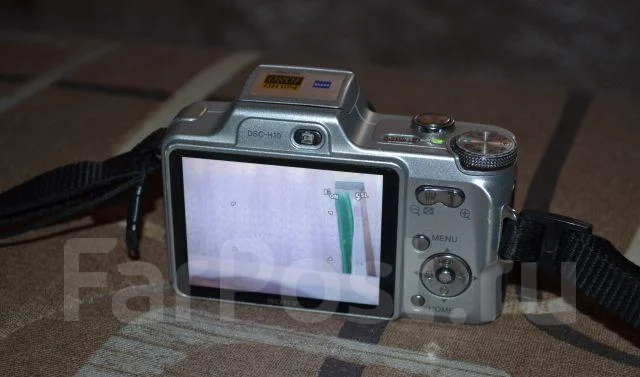 Sony Cyber-shot DSC-H10 ����