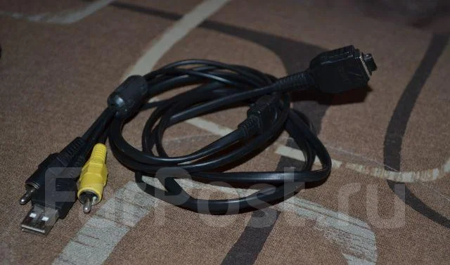 Sony Cyber-shot DSC-H10 ����