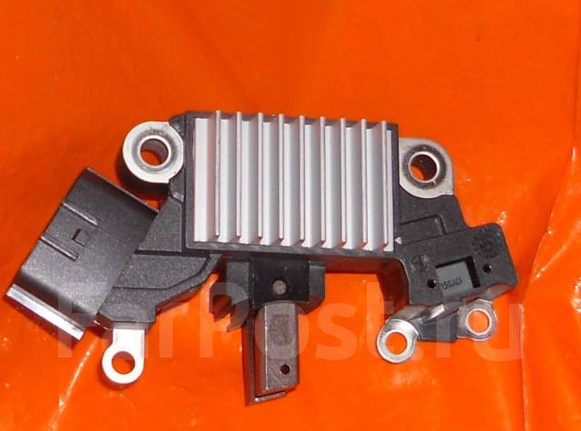 регулятор напряжения генератора mitsubishi 1800a007. регулятор генератора mitsubishi (a4t40286). регулятор напряжения ниссан х трейл т 30. регулятор генератора bosch f00m144111. регулятор напряжения генератора хитачи ниссан.