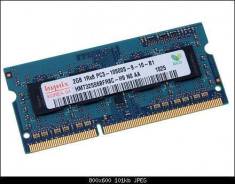 SO-DIMM DDR3.