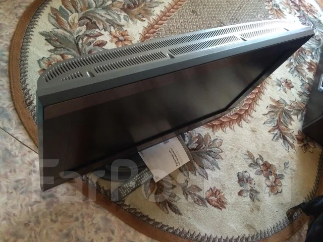 Rolsen. LCD (��) ����