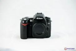 Nikon D90 Body ����