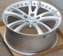 TGRACING. 8.0x18", 5x112.00, ET35, ЦО 66,6 мм.
