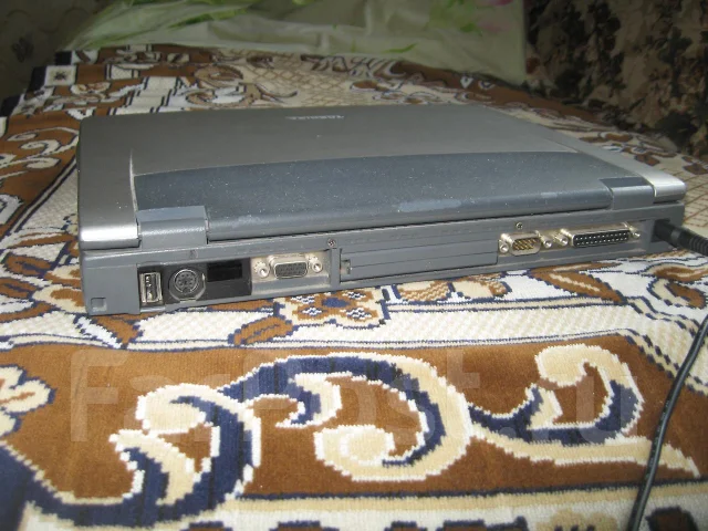 Toshiba Tecra. 0,7����, ��� 256 �� � ������, ���� 12���, ����������� �� 99��. ����