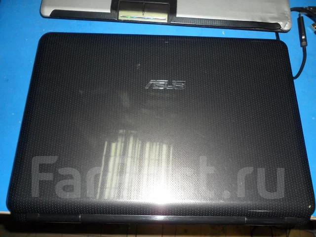 ASUS K40IJ. 1,8����, ��� 2048 ��, ���� 250���, WiFi: 1, Bluetooth: 1 ����