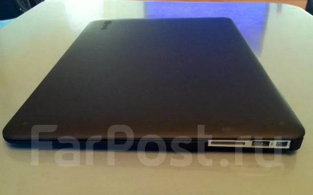 Apple MacBook Air 13 2011 Mid MC966. 1,7����, ��� 4 ��, ���� 256���, WiFi: 1, Bluetooth: 1, ����������� �� 8��. ����