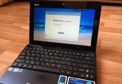 ASUS Eee PC 1011PX. 1,7����, ��� 2048 ��, ���� 320���, WiFi, Bluetooth, ����������� �� 10��. ����