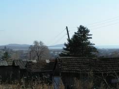 Продам нежилой дом и земельный участок в пгт Шкотово 20 соток. 2 059 кв. м., собственность, электричество, вода, от частного лица (собственник)