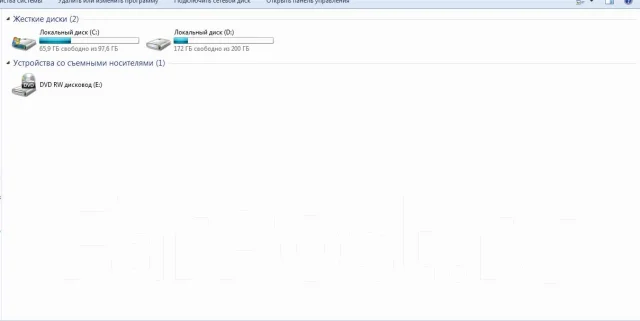 Sony VAIO VPC-EH2E1R. 2,1����, ��� 4 ��, ���� 300���, WiFi: 1, Bluetooth: 1, ����������� �� 2��. ����