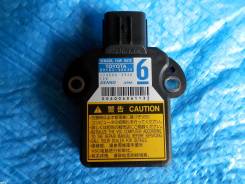Датчик курсовой устойчивости. Toyota: Sienta, Prius, EQ EV, iQ, Auris, Sai, Wish, Prius a, Camry, Isis Двигатели: 1NZFE, 2ZRFXE, EM, 1KRFE, 1NRFE, 2ZR...