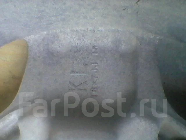 YST X-15. 7.0x15", ET18 ����