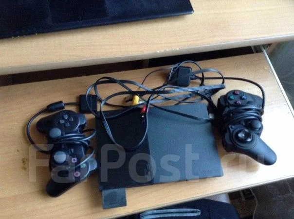 Sony PlayStation 2 Slim ����