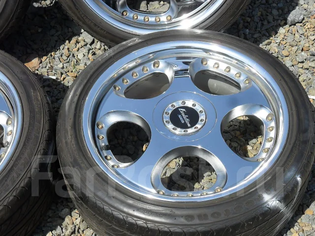Mayhem Evolution. 7.0x17", 4x100, 5x100, ET30 ����