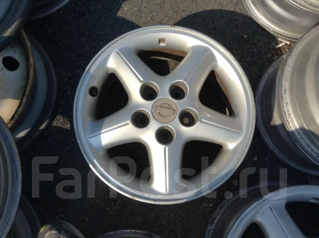 YST X-15. 6.0x15", 5x114.3, ET40 ����