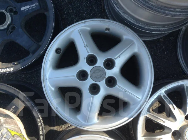 YST X-15. 6.0x15", 5x114.3, ET40 ����